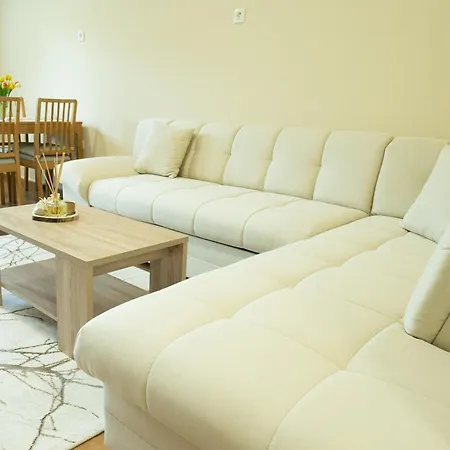Apartma Alina Lucija Exterior photo