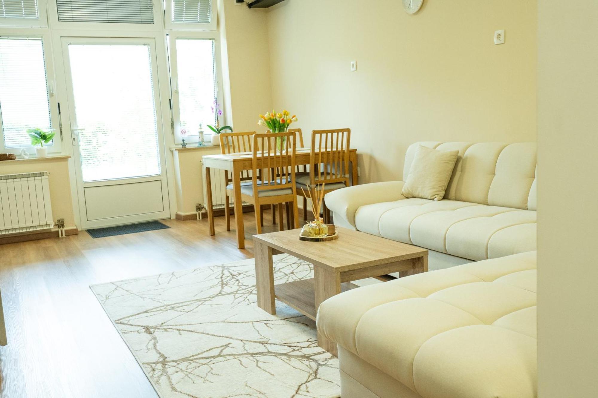 Apartment Apartma Alina Lucija